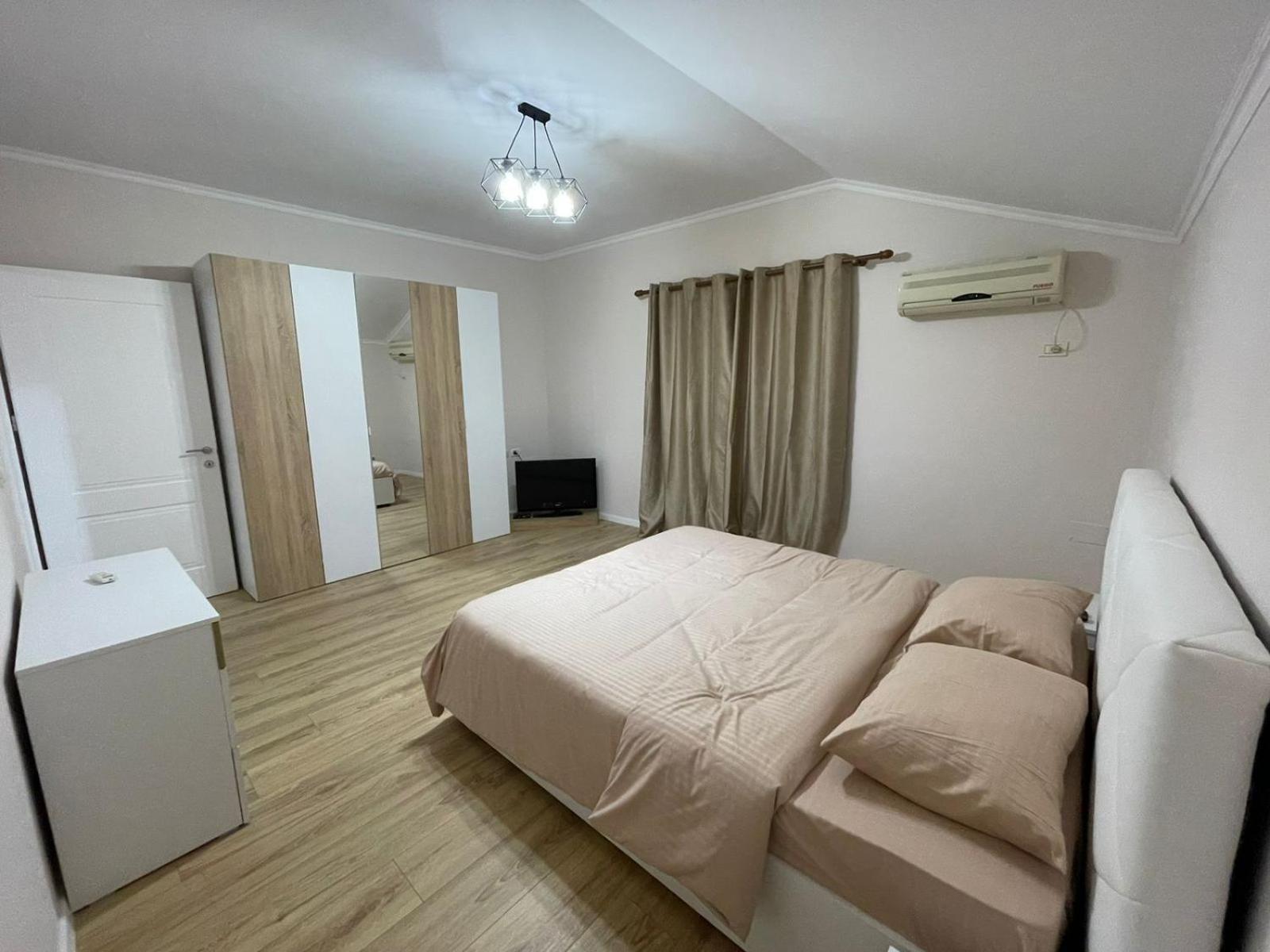 City Center Apartment Τίρανα Εξωτερικό φωτογραφία