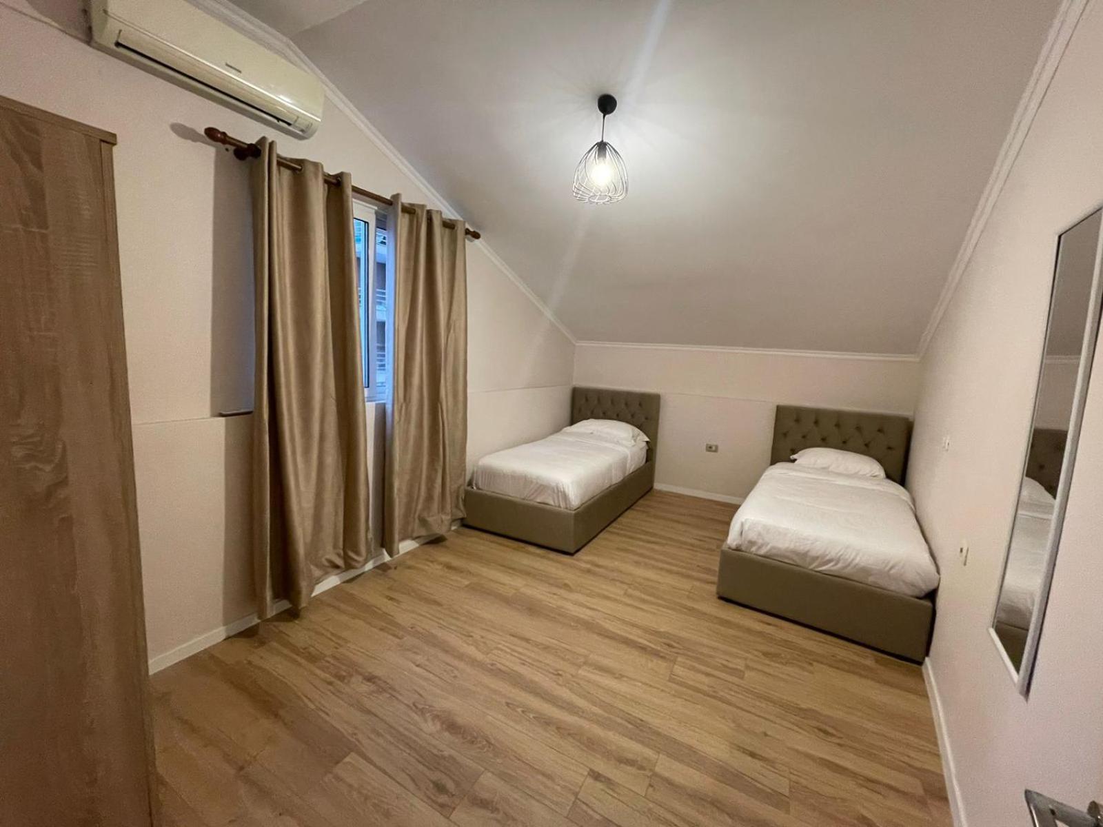 City Center Apartment Τίρανα Εξωτερικό φωτογραφία