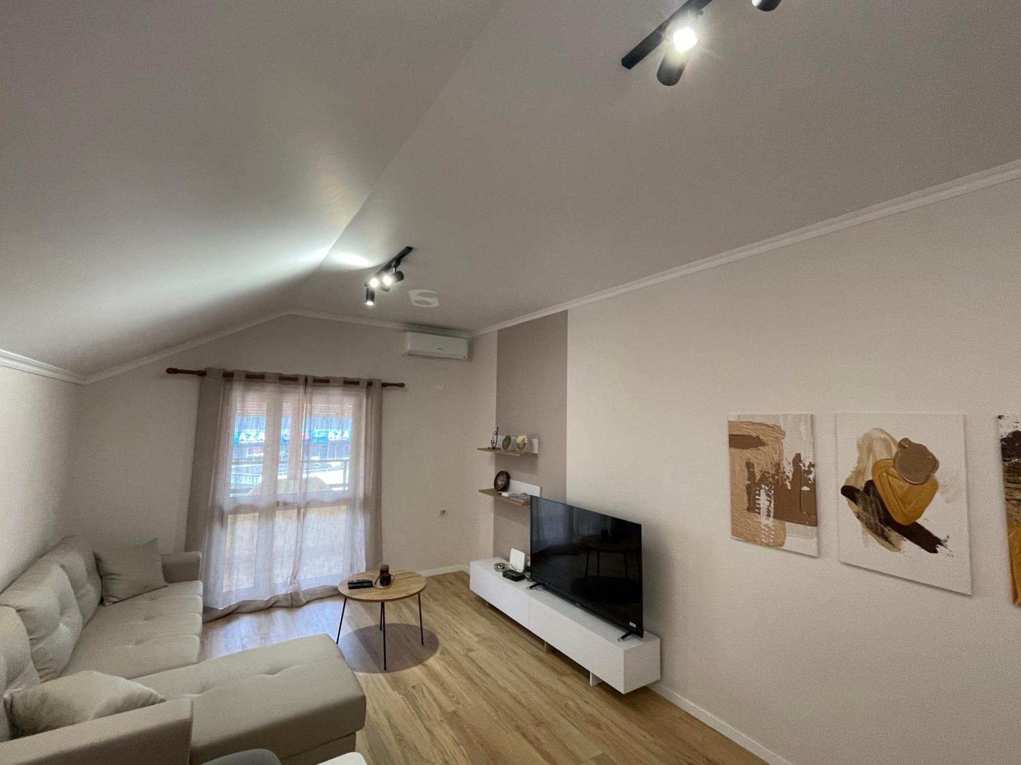City Center Apartment Τίρανα Εξωτερικό φωτογραφία