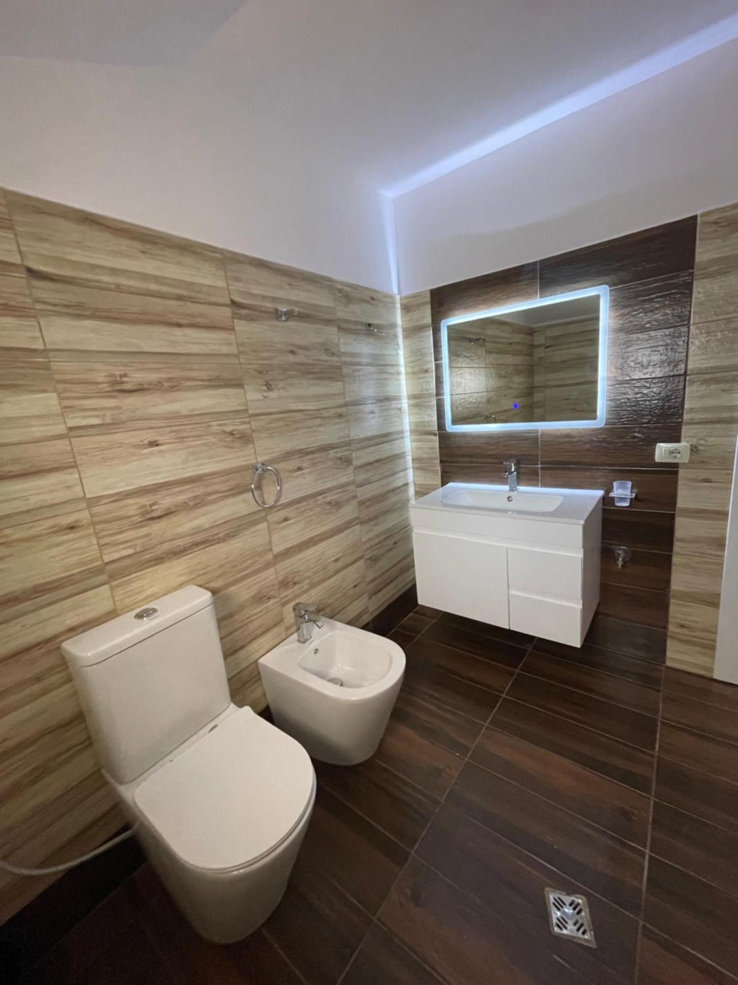 City Center Apartment Τίρανα Εξωτερικό φωτογραφία